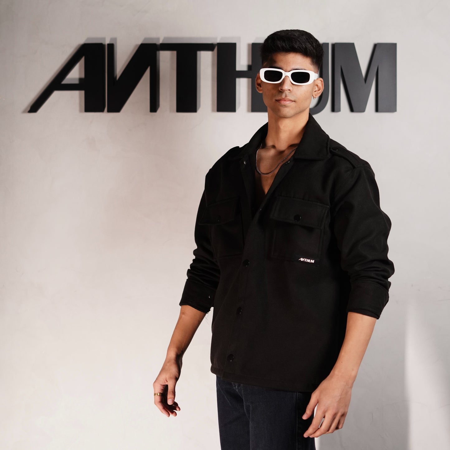 BLACK OVERSIZED JACKET : ONE OF ONE