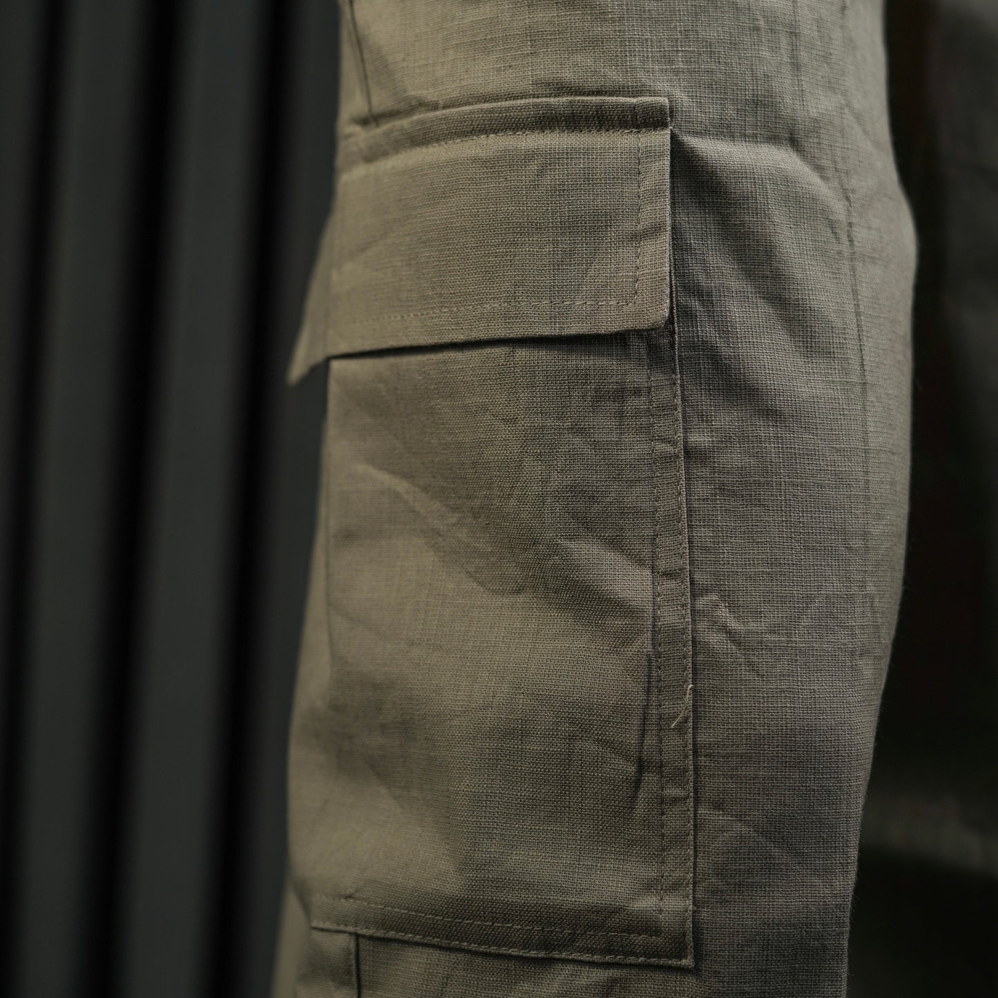 PALE-OLIVE LINEN SWEATPANTS